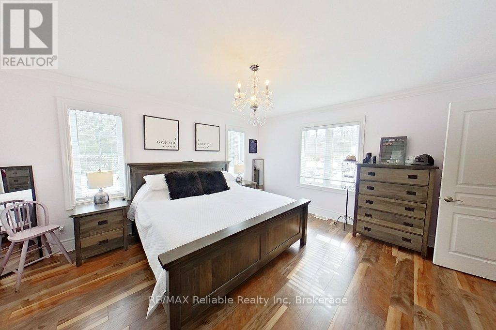 22 Eugene Street, Bluewater, Ontario  N0M 1G0 - Photo 20 - X11992805