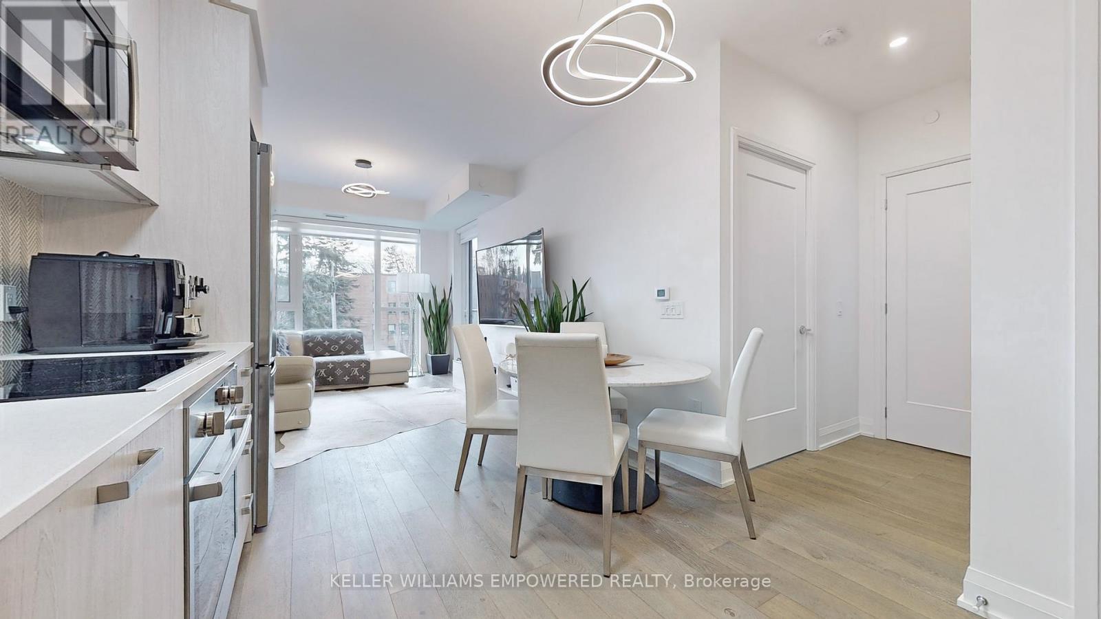 219 - 293 The Kingsway, Toronto, Ontario  M9A 0E8 - Photo 6 - W12016572