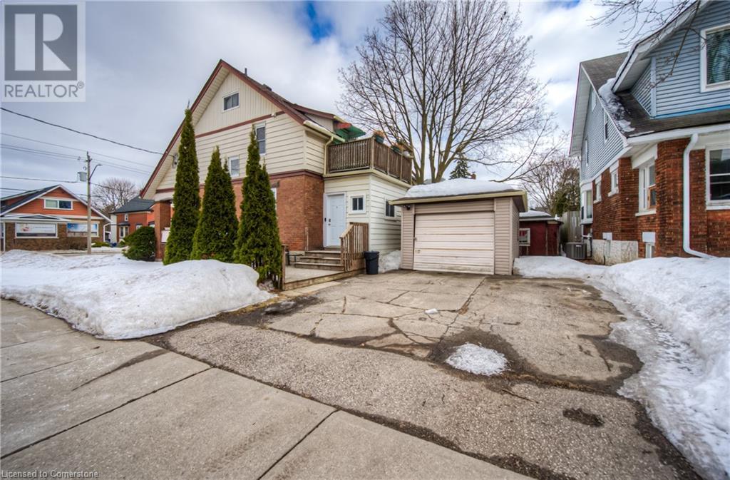 211 Weber Street E, Kitchener, Ontario  N2H 1E7 - Photo 4 - 40705763