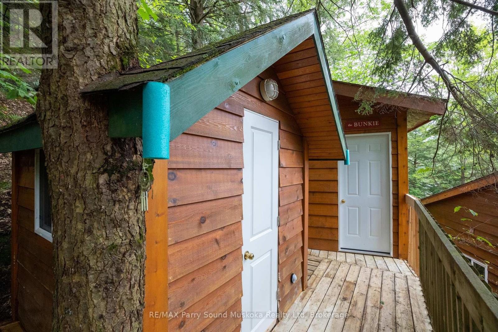 16 Mountain Basin, Mcdougall, Ontario  P0G 1C0 - Photo 36 - X12016710