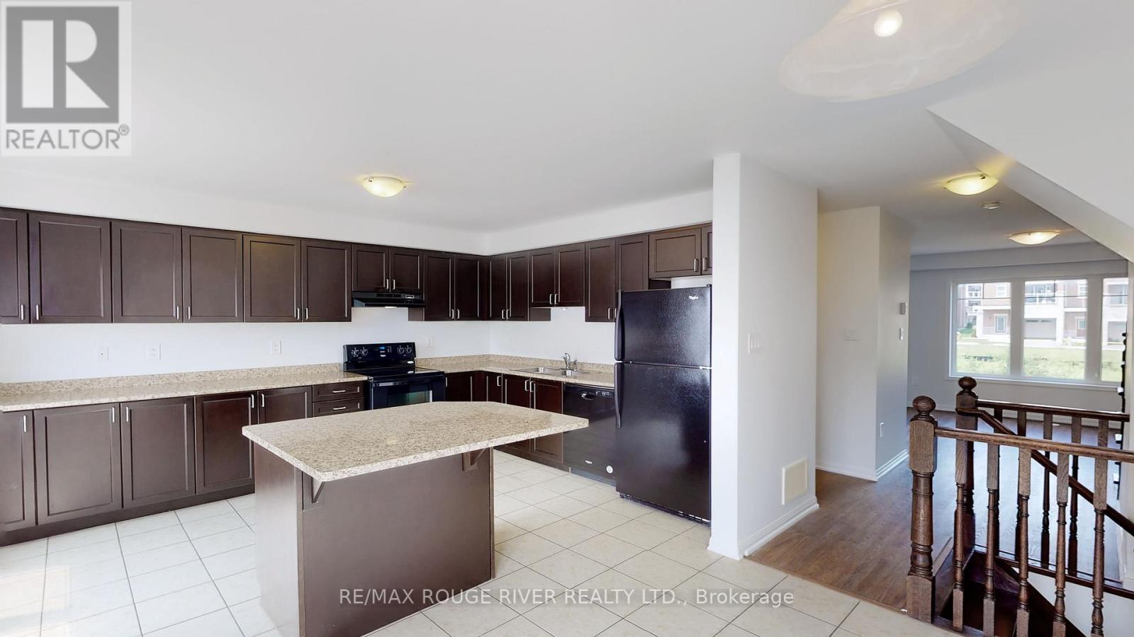 2416 Bronzedale Street, Pickering, Ontario  L1X 0C3 - Photo 14 - E12016645