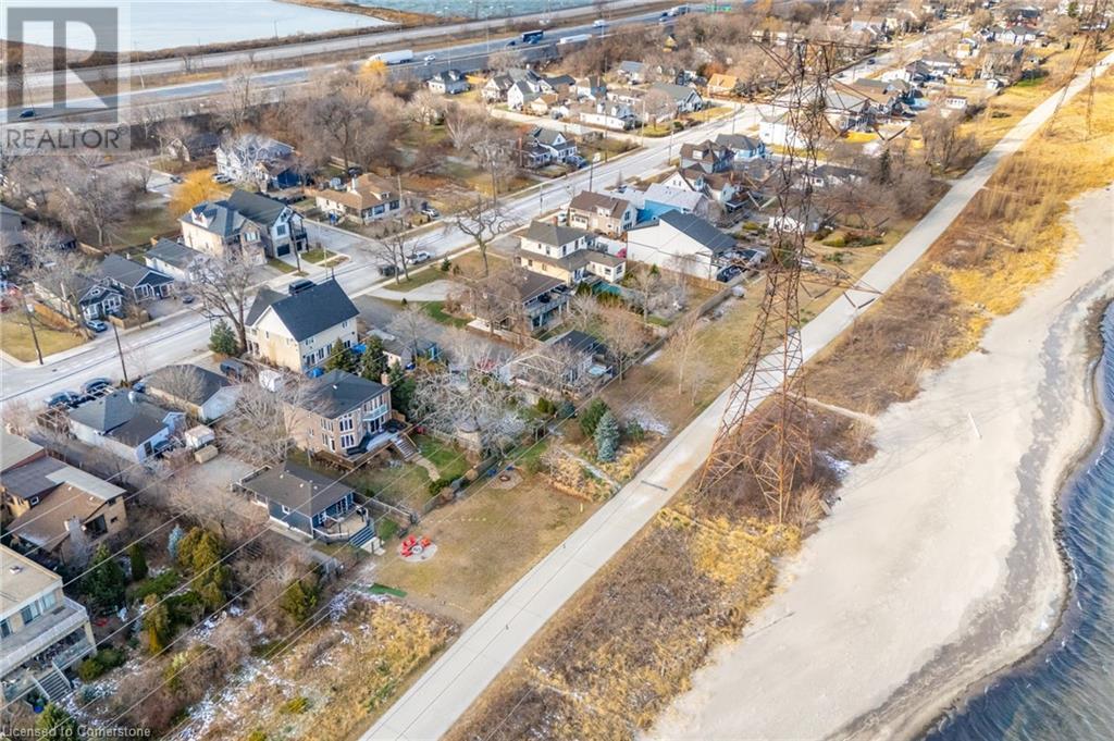Property at 735 BEACH Boulevard image 3
