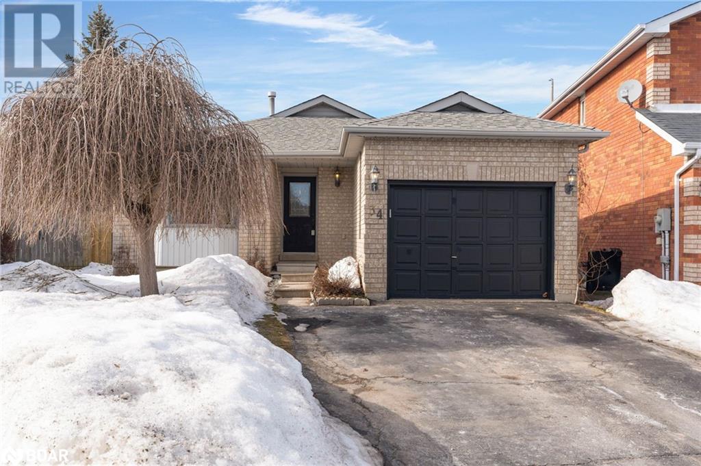 34 Assiniboine Drive, Barrie, Ontario  L4N 8G4 - Photo 1 - 40706125