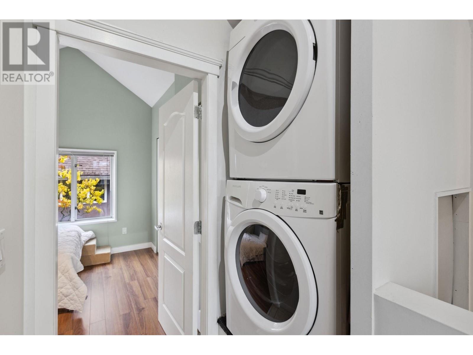 C 229 W 5th Street, North Vancouver, British Columbia  V7M 1J9 - Photo 21 - R2973360