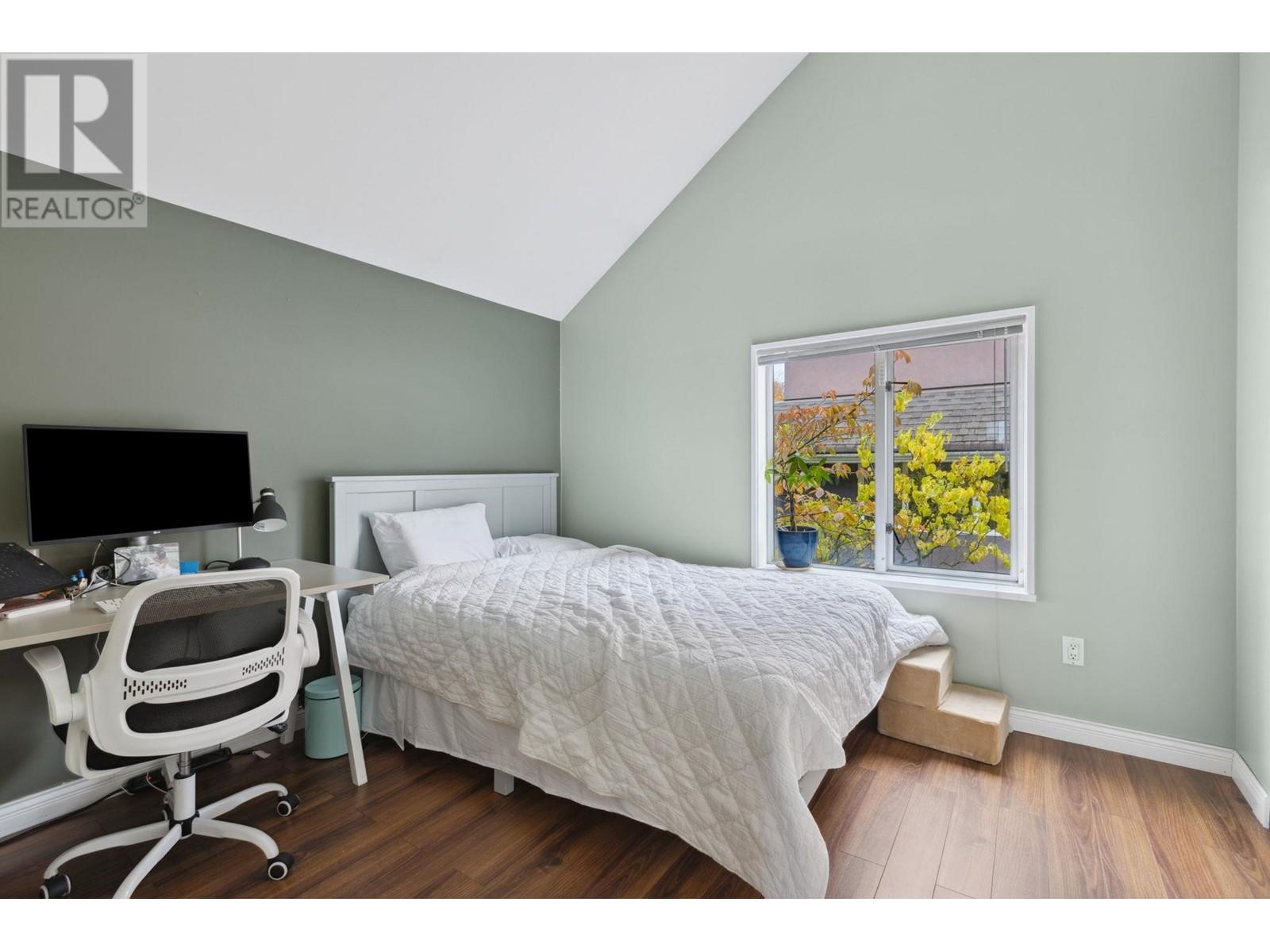 C 229 W 5th Street, North Vancouver, British Columbia  V7M 1J9 - Photo 20 - R2973360