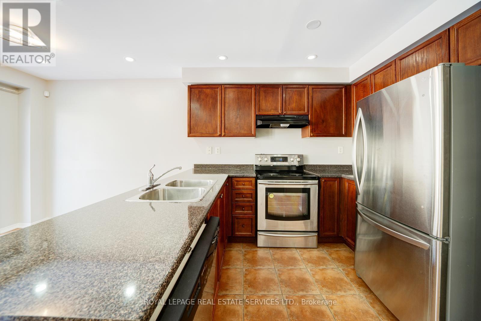 1875 Secretariat Place, Oshawa, Ontario  L1L 1C8 - Photo 8 - E12016778