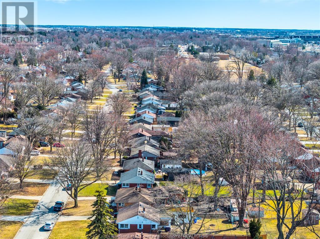 3237 Mckay, Windsor, Ontario  N9E 2R6 - Photo 8 - 25005618