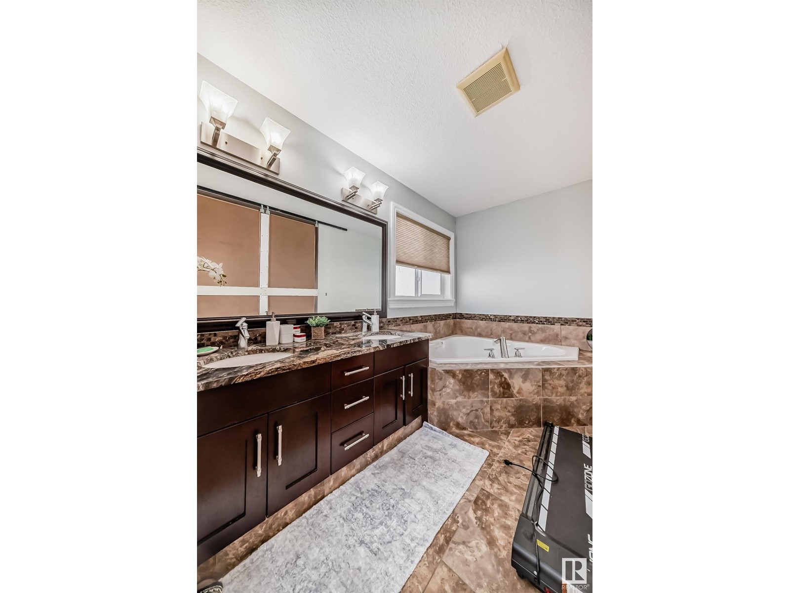 16911 54 St Nw, Edmonton, Alberta  T5Y 0R2 - Photo 30 - E4425409