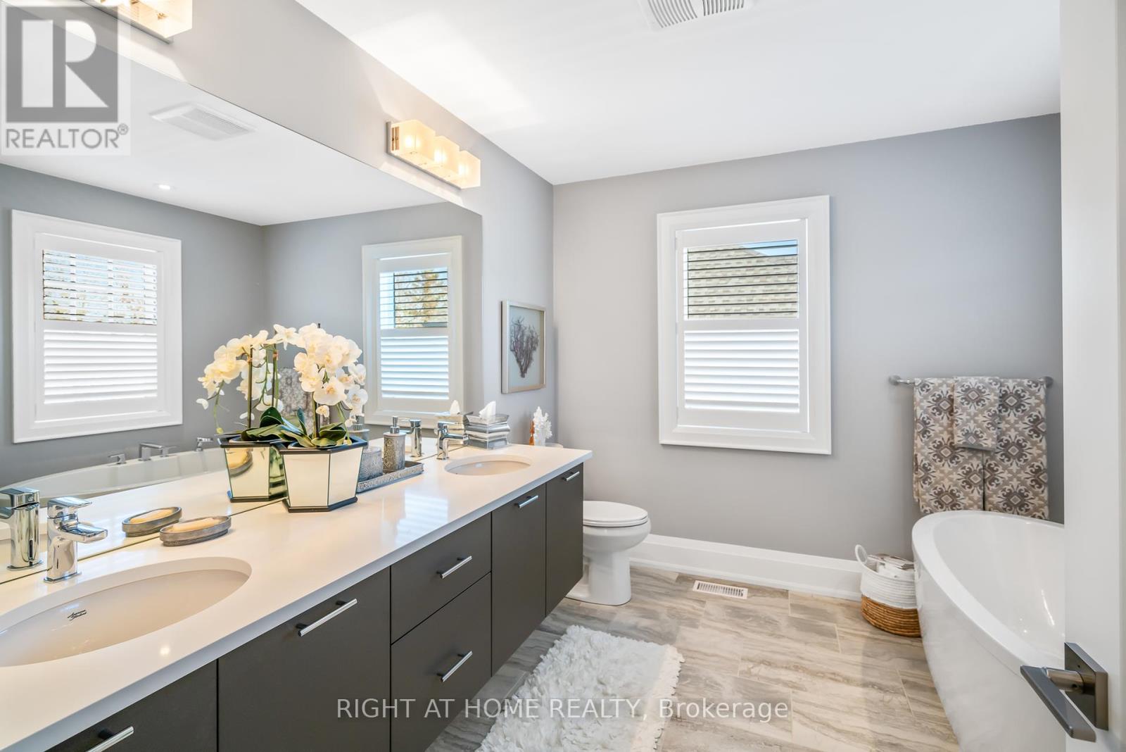 507 Mississagua Street, Niagara-On-The-Lake, Ontario  L0S 1J0 - Photo 37 - X12016770
