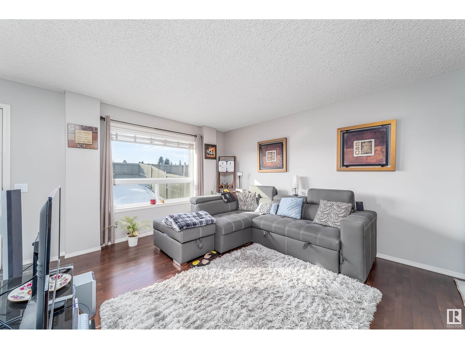 Property at 7019 CARDINAL WY SW SW image 4