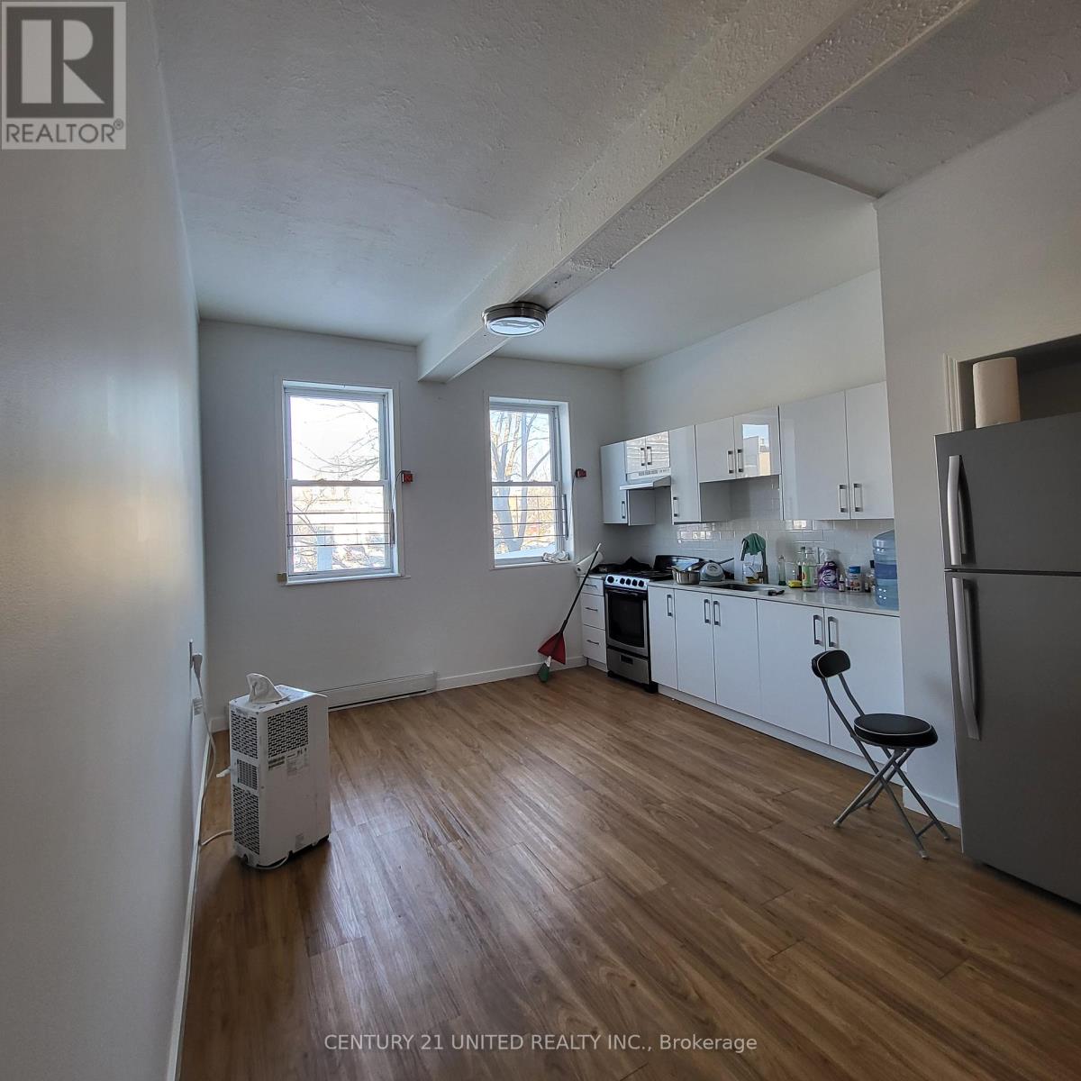 UNIT 2 - 174.5 HUNTER STREET, Peterborough, Ontario