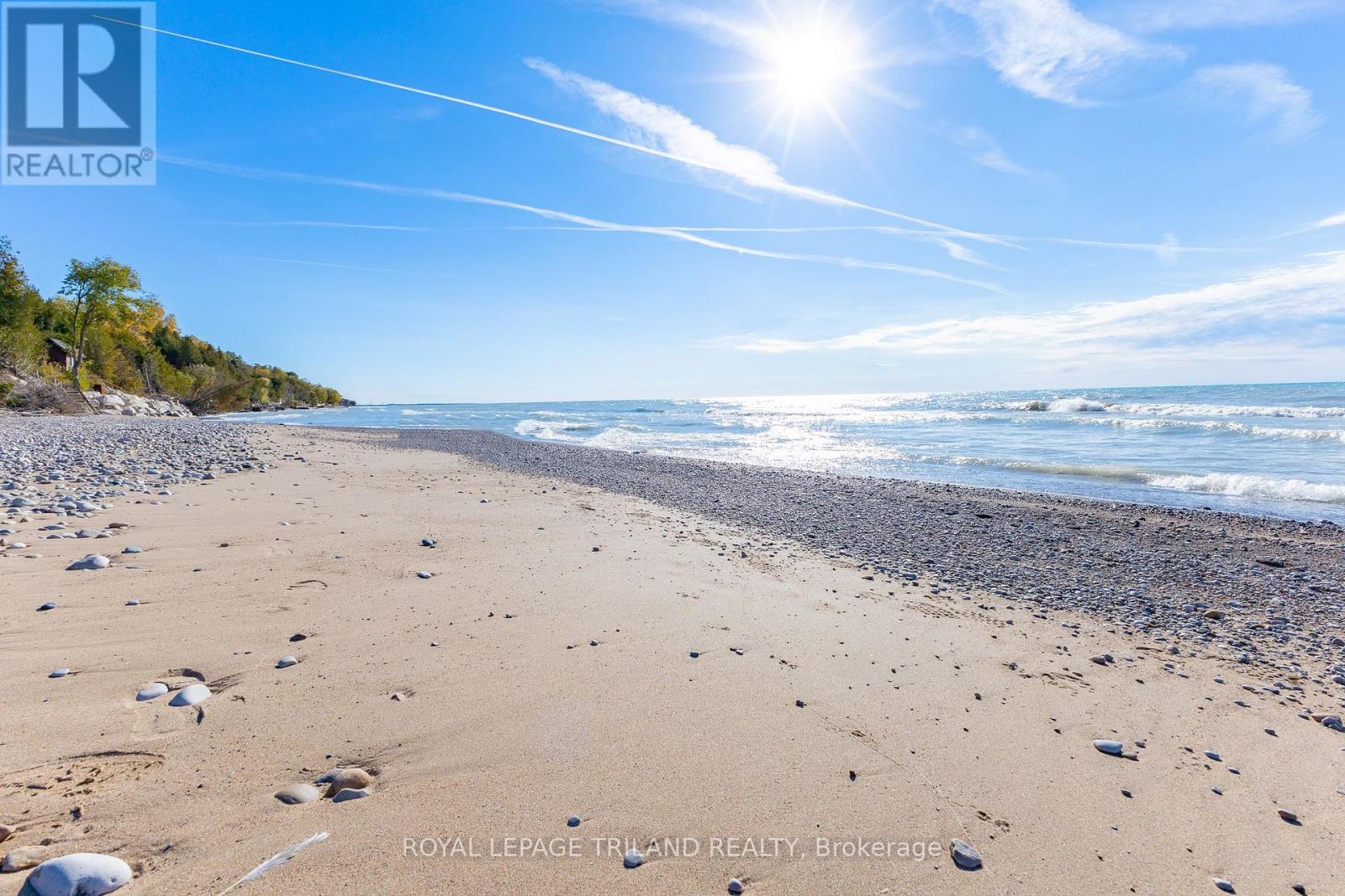73952 Durand Street, Bluewater (Stanley), Ontario  N0M 2T0 - Photo 6 - X11974523