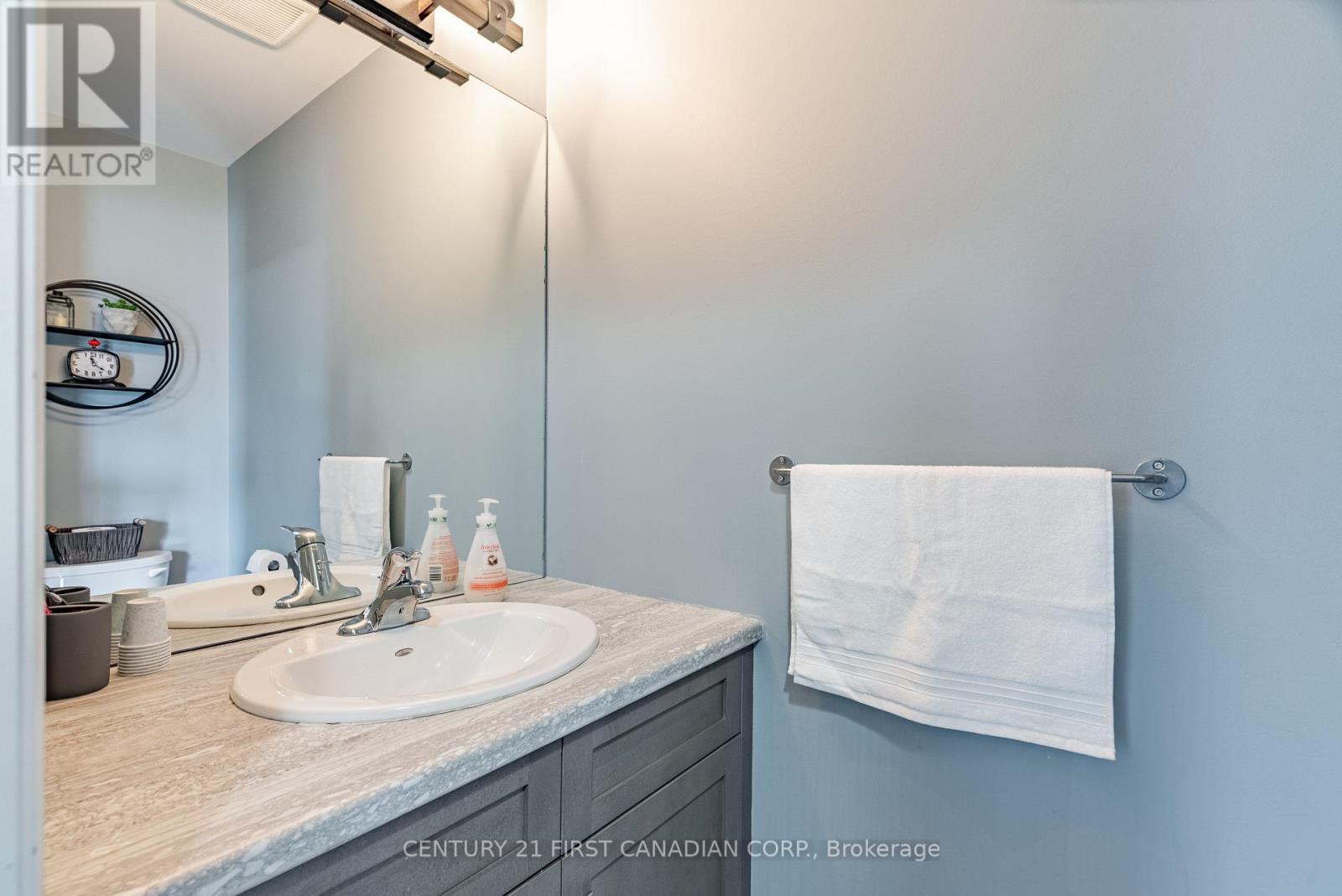 181 Gilmour Drive, Lucan Biddulph, Ontario  N0M 2J0 - Photo 17 - X12016992
