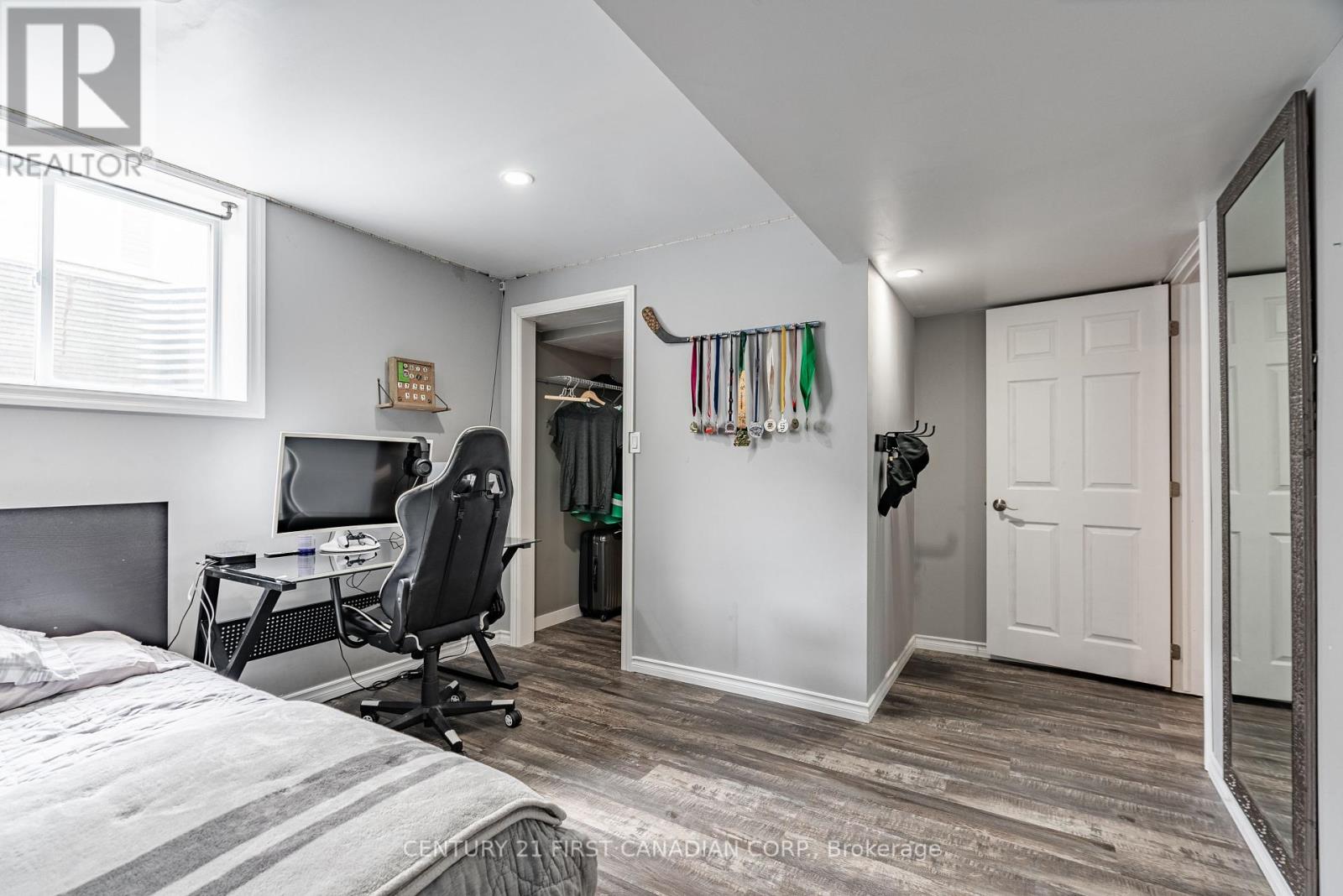 181 Gilmour Drive, Lucan Biddulph, Ontario  N0M 2J0 - Photo 37 - X12016992