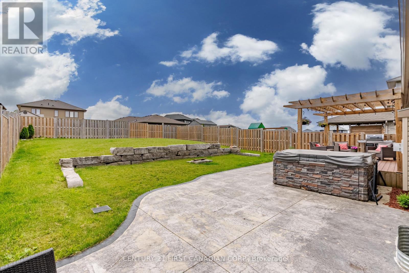 181 Gilmour Drive, Lucan Biddulph, Ontario  N0M 2J0 - Photo 40 - X12016992