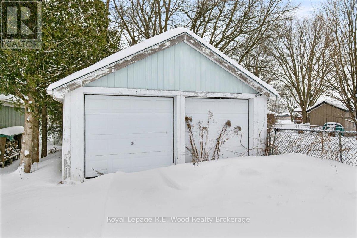 Property at 9 DUFFERIN STREET S image 5