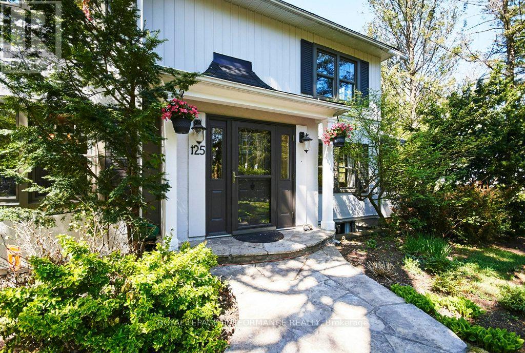 125 Lansdowne Road S, Ottawa, Ontario  K1M 0N5 - Photo 2 - X12016946