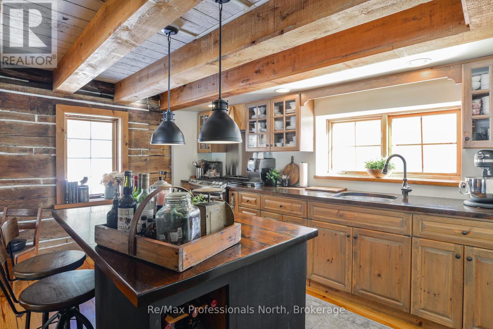 1444 Stoneleigh Road, Bracebridge, Ontario  P1L 1W9 - Photo 2 - X12016991