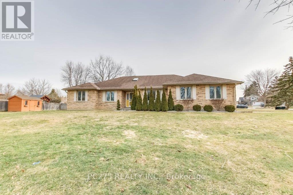 3914 Stacey Crescent, London South (South V), Ontario  N6P 1E8 - Photo 3 - X12011160