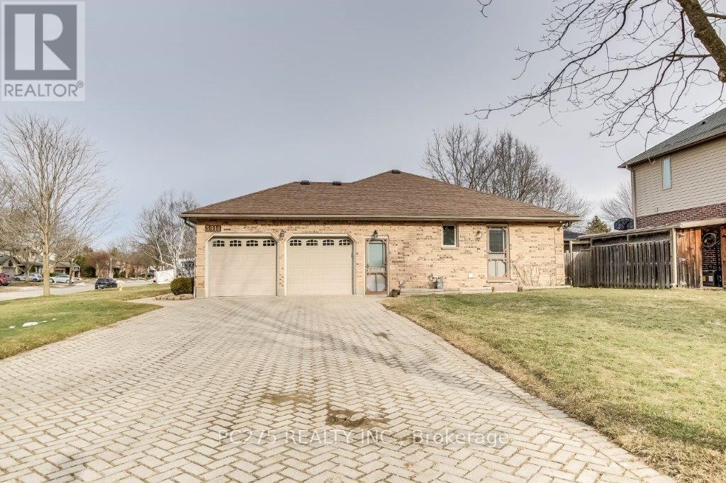 3914 Stacey Crescent, London South (South V), Ontario  N6P 1E8 - Photo 4 - X12011160