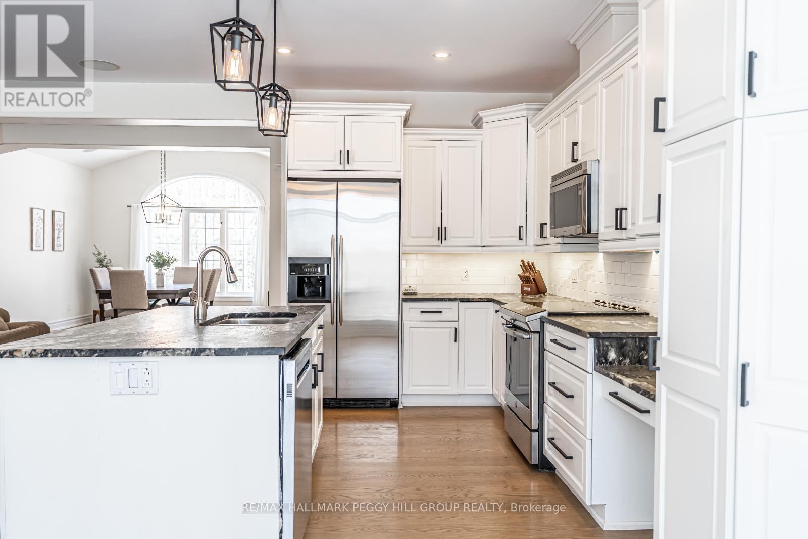 5 Maple Ridge Road, Oro-Medonte, Ontario  L0L 2L0 - Photo 6 - S12016929
