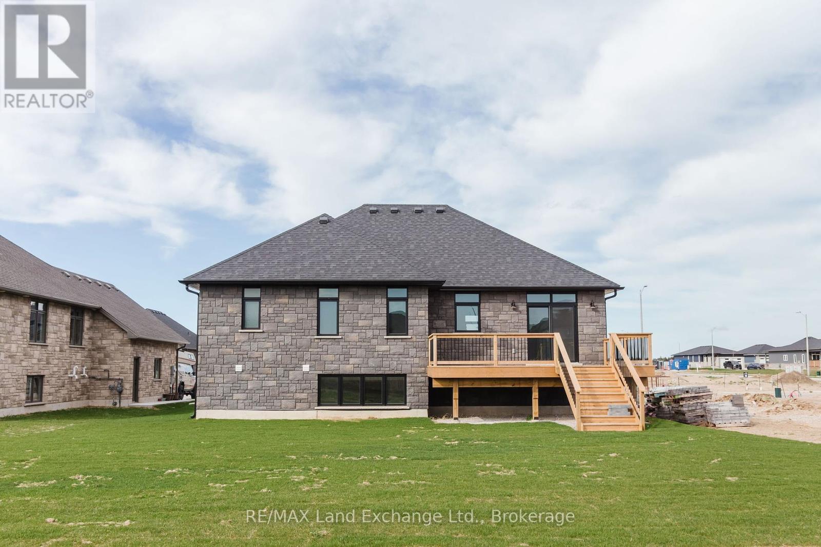 340 Mclean Crescent, Saugeen Shores, Ontario  N0H 2C3 - Photo 41 - X11933721
