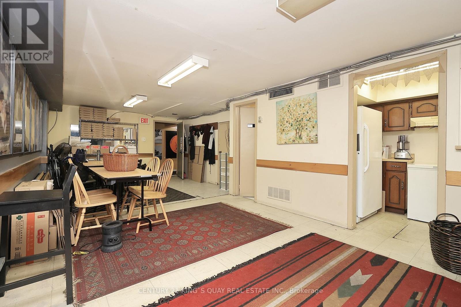 748 Wilson Avenue, Toronto (Downsview-Roding-Cfb), Ontario  M3K 1E2 - Photo 14 - W12016923