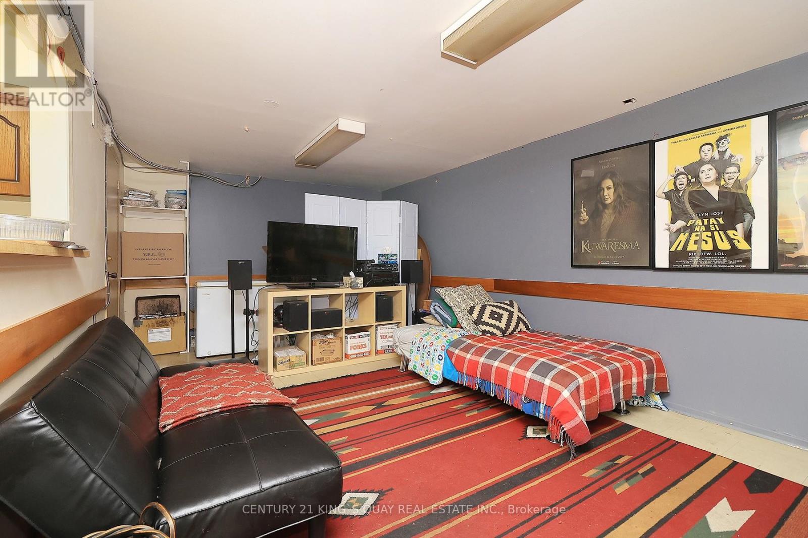 748 Wilson Avenue, Toronto (Downsview-Roding-Cfb), Ontario  M3K 1E2 - Photo 15 - W12016923
