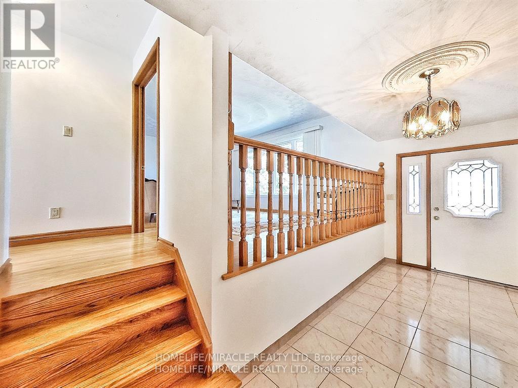 Property at 93 OLD CHICOPEE DRIVE image 4