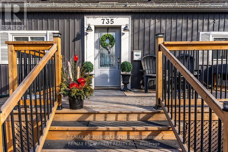 Property at 735 BEACH BOULEVARD image 4