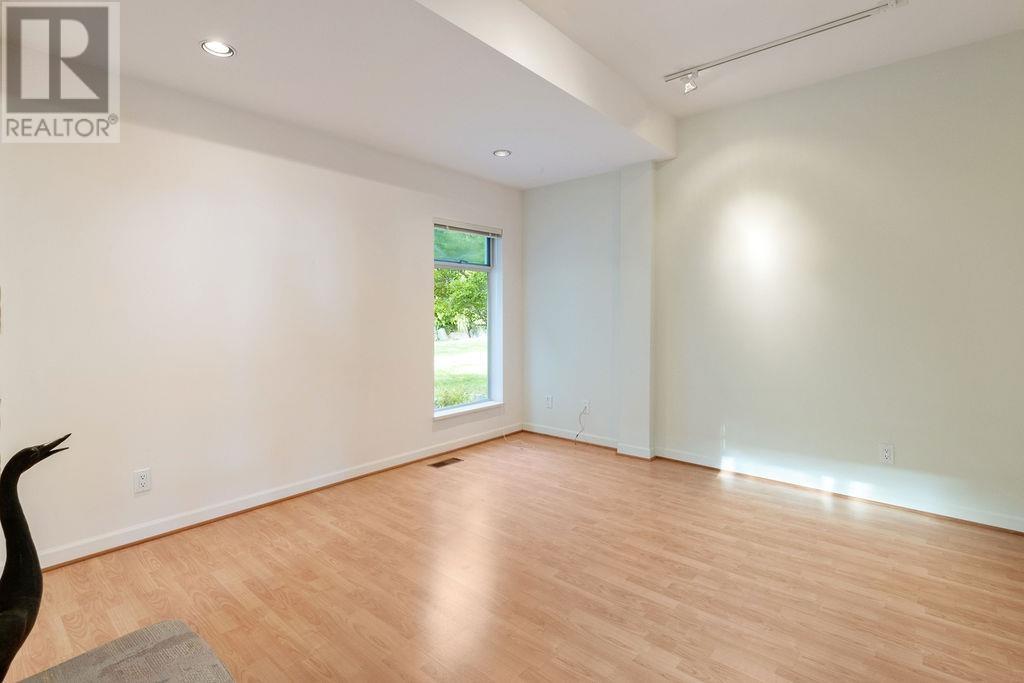 12416 Whitestone Road, Madeira Park, British Columbia  V0N 2H1 - Photo 12 - R2977424