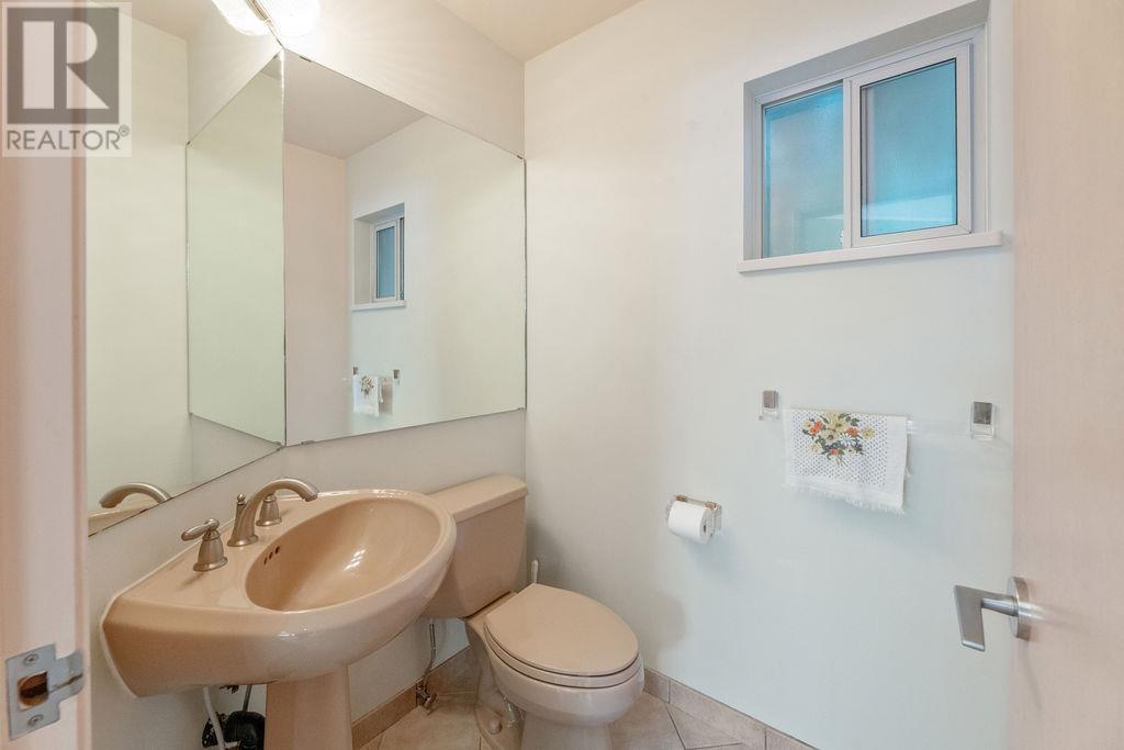 12416 Whitestone Road, Madeira Park, British Columbia  V0N 2H1 - Photo 14 - R2977424