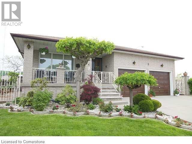 3 PAVAROTTI Court, Hamilton, Ontario