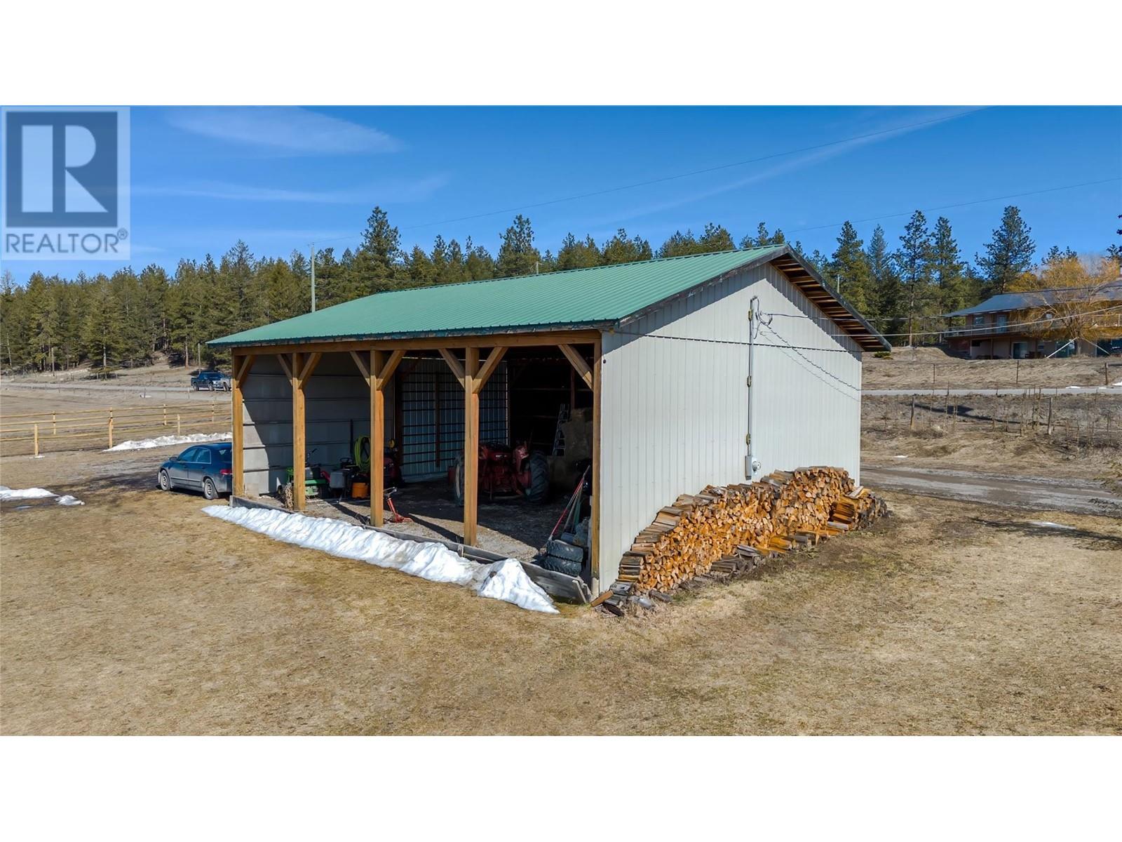765 Stirling Road, Baynes Lake, British Columbia  V0B 2J0 - Photo 27 - 10338569