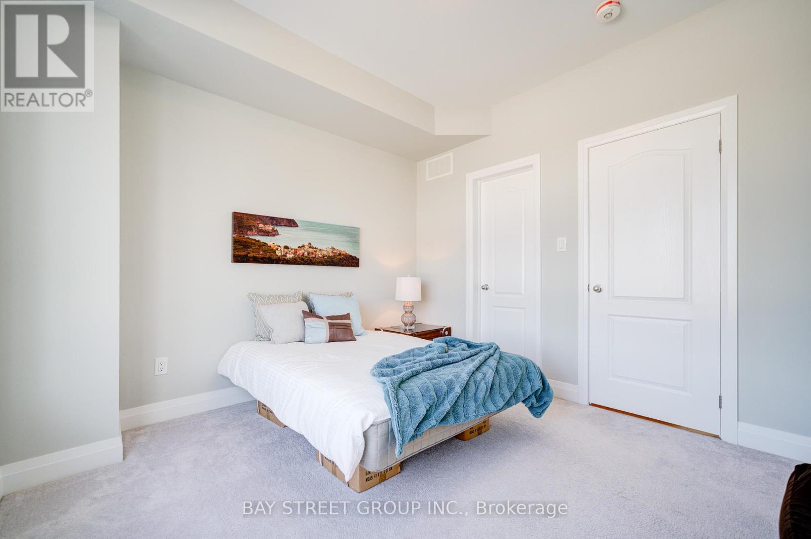 Property at 6 TEASEL WAY image 4