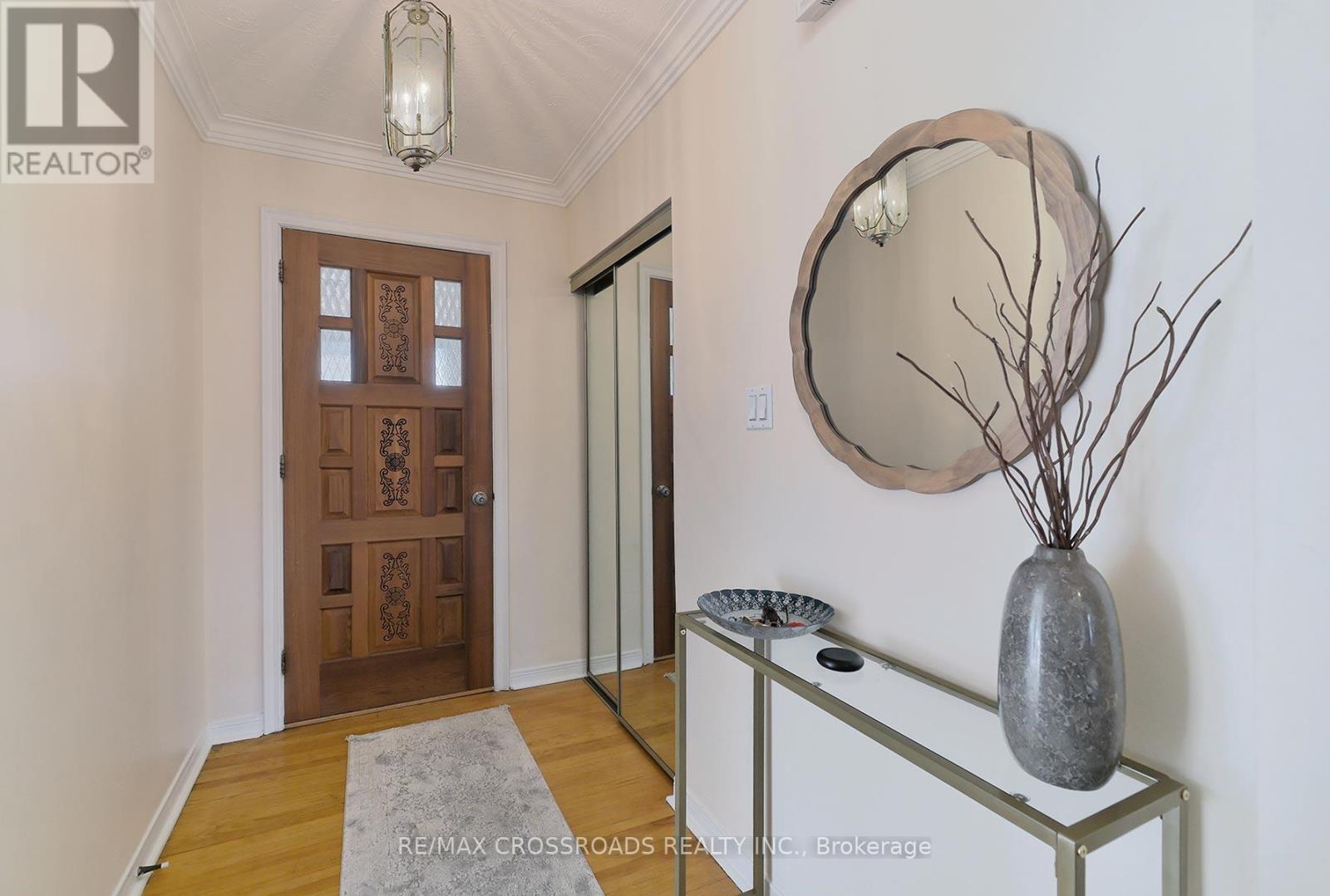 1273 Broadview Avenue, Toronto, Ontario  M4K 2T5 - Photo 13 - E12017013