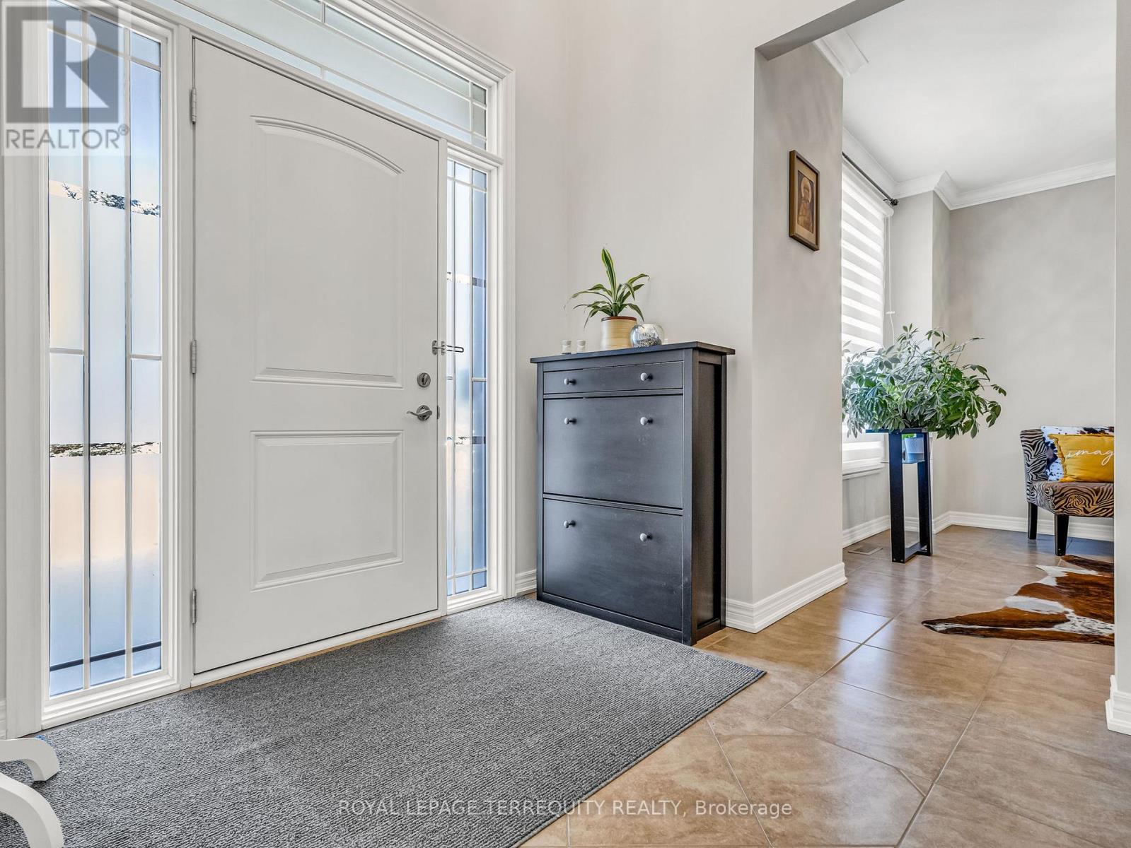 Property at 98 MICHAEL DRIVE image 4