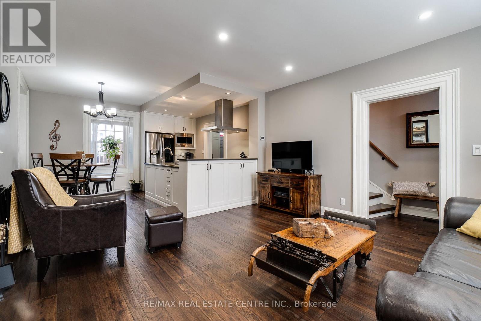 Property at 2 & 4 WARNOCK STREET image 5