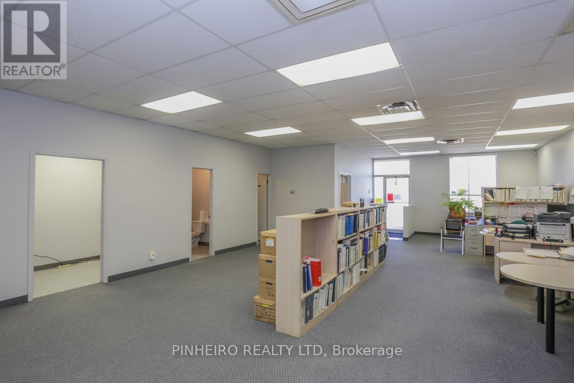 3 - 115 Midpark Road, London South, Ontario  N6N 1B2 - Photo 7 - X12017286