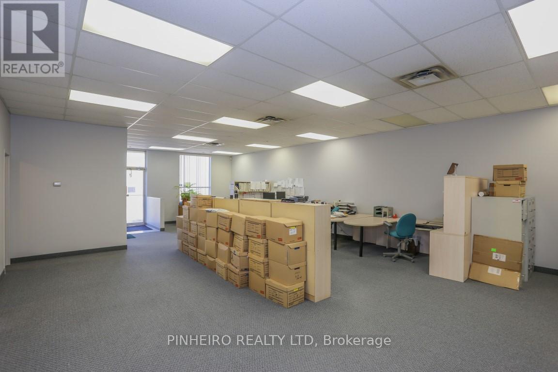 3 - 115 Midpark Road, London South, Ontario  N6N 1B2 - Photo 8 - X12017286