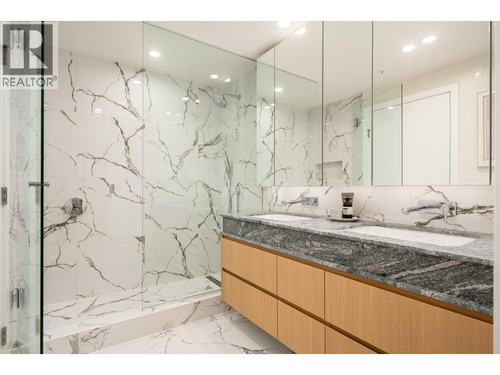 202 3668 W 10th Avenue, Vancouver, British Columbia  V6R 2G3 - Photo 20 - R2972379