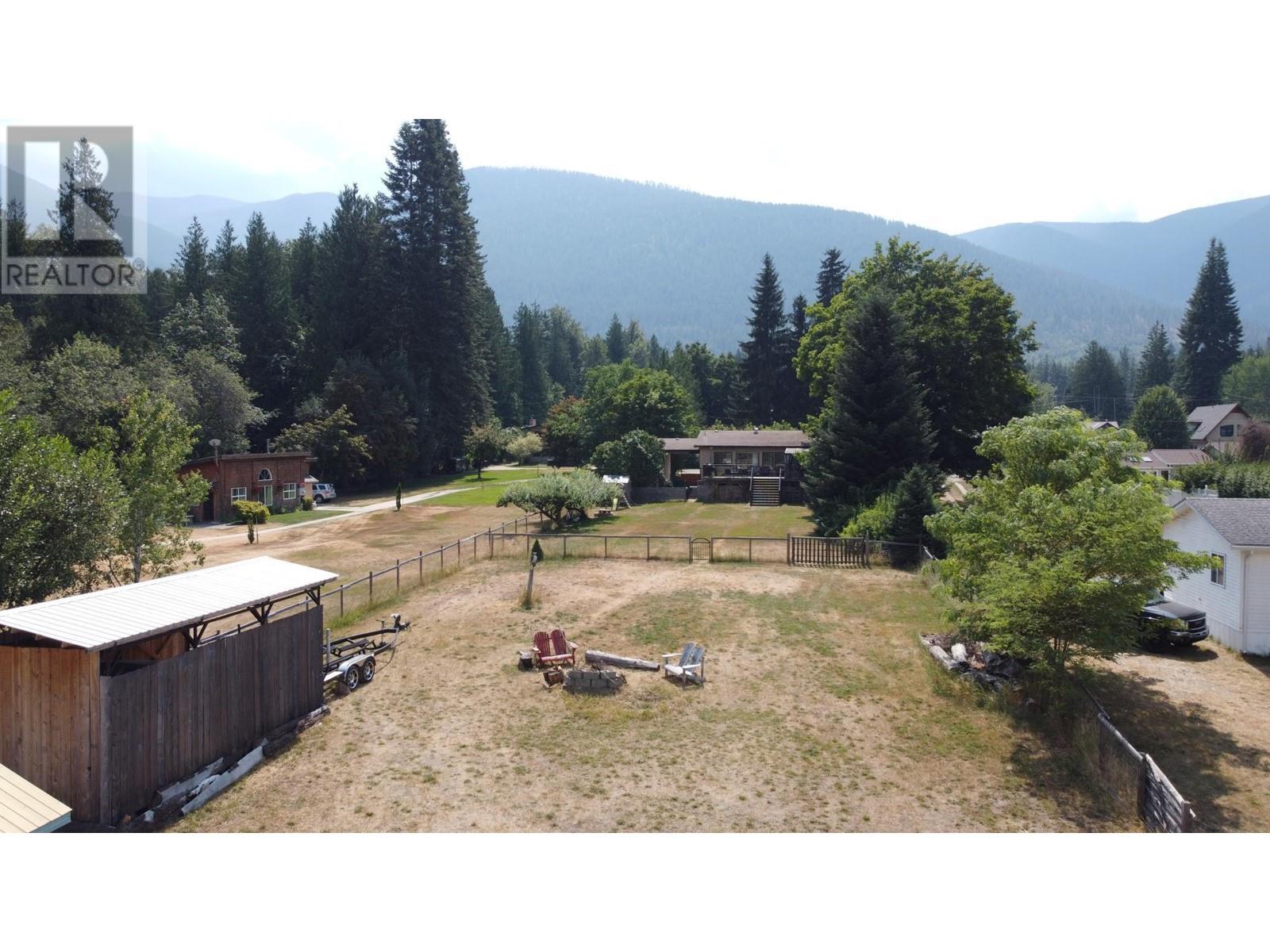 6171 Rowley Road, Harrop, British Columbia  V1L 6P7 - Photo 77 - 10337043