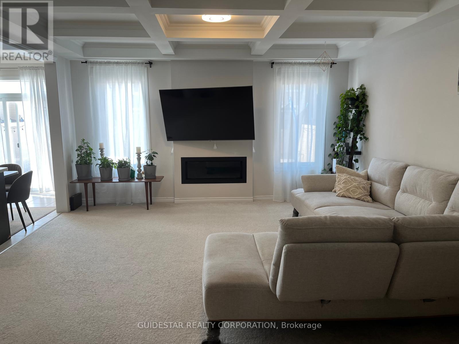 Property at 28 OXALIS CRESCENT image 2