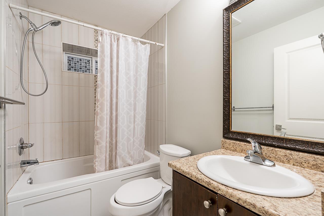 21046 76a Avenue, Langley, British Columbia  V2Y 0L1 - Photo 7 - R2976596