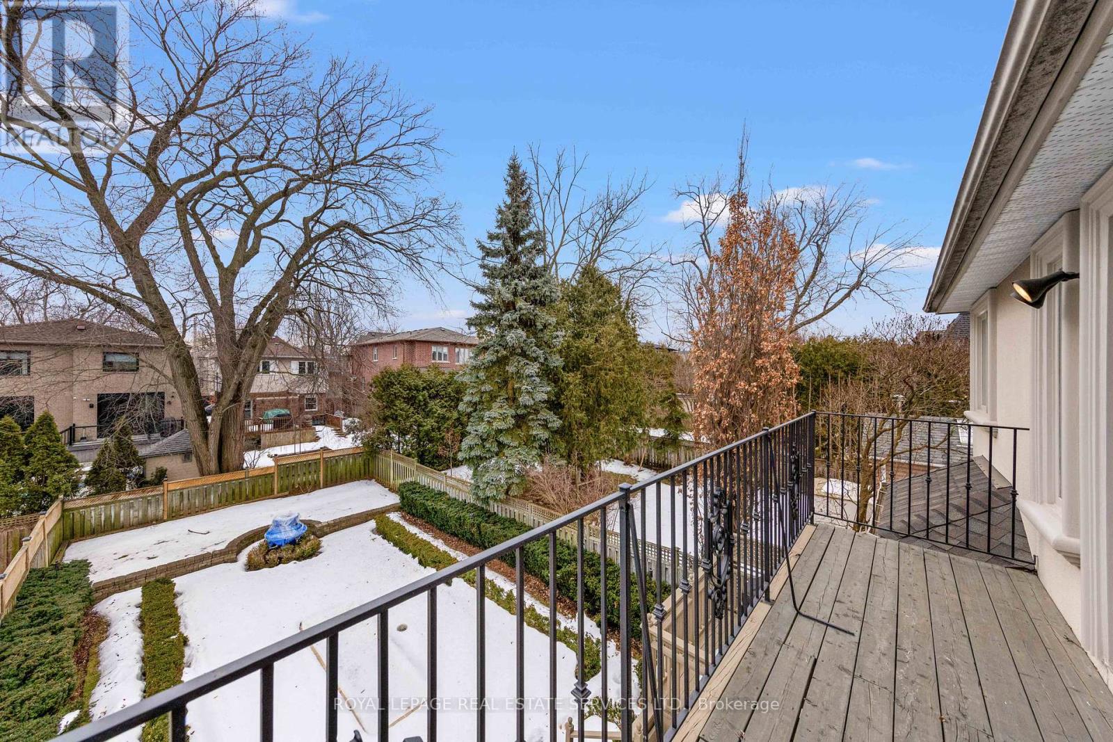 477 Old Orchard Grove, Toronto, Ontario  M5M 2G3 - Photo 37 - C12017322