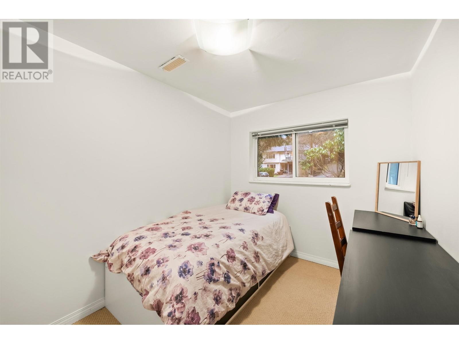 4585 Cove Cliff Road, North Vancouver, British Columbia  V7G 1H7 - Photo 23 - R2977344