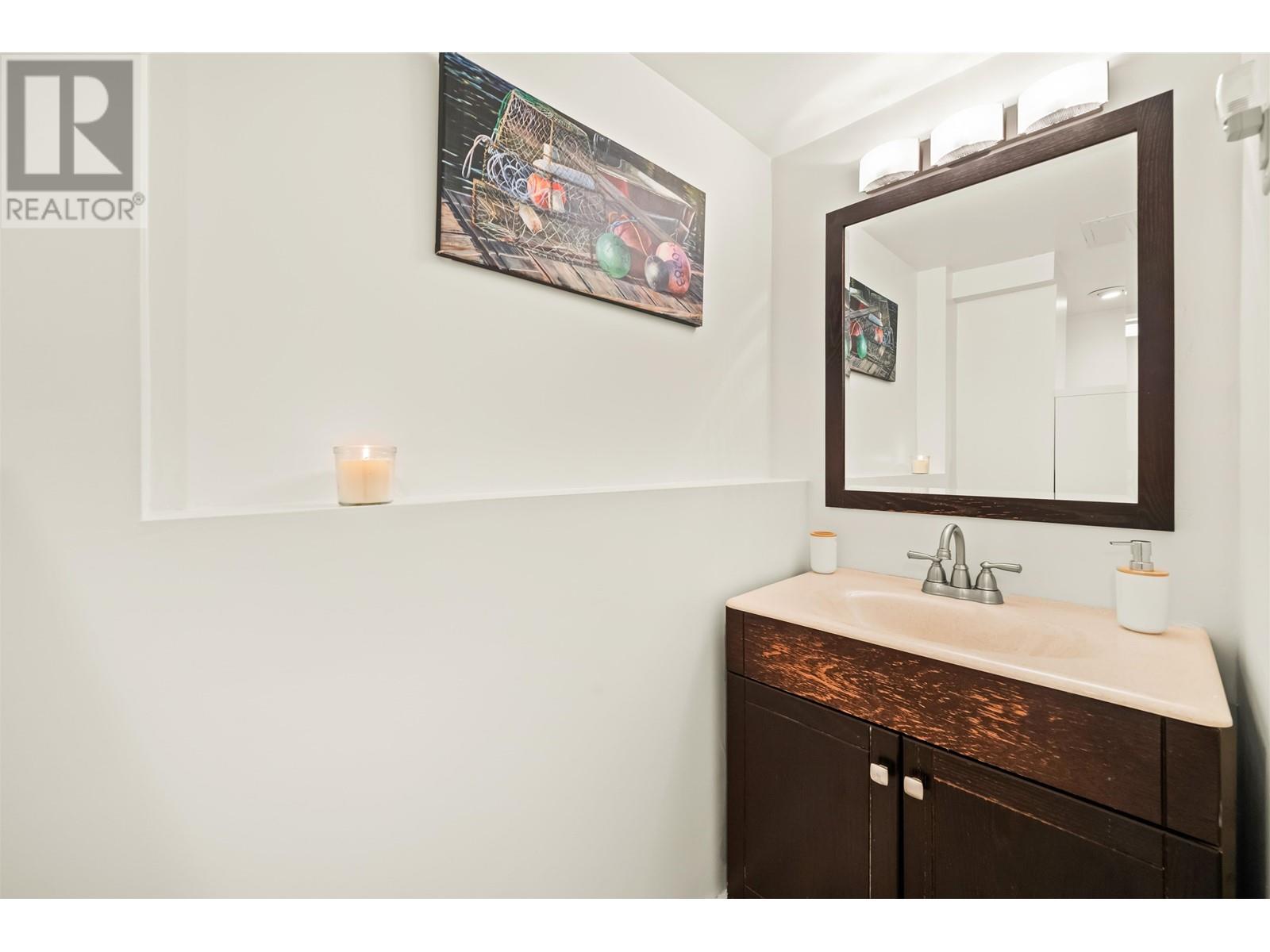 4585 Cove Cliff Road, North Vancouver, British Columbia  V7G 1H7 - Photo 30 - R2977344