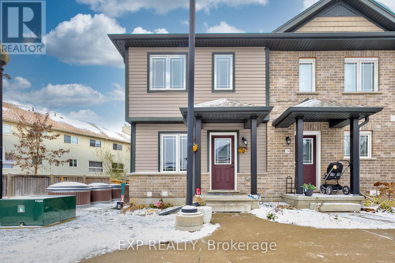 Property at 30 - 350 DUNDAS STREET S image 1