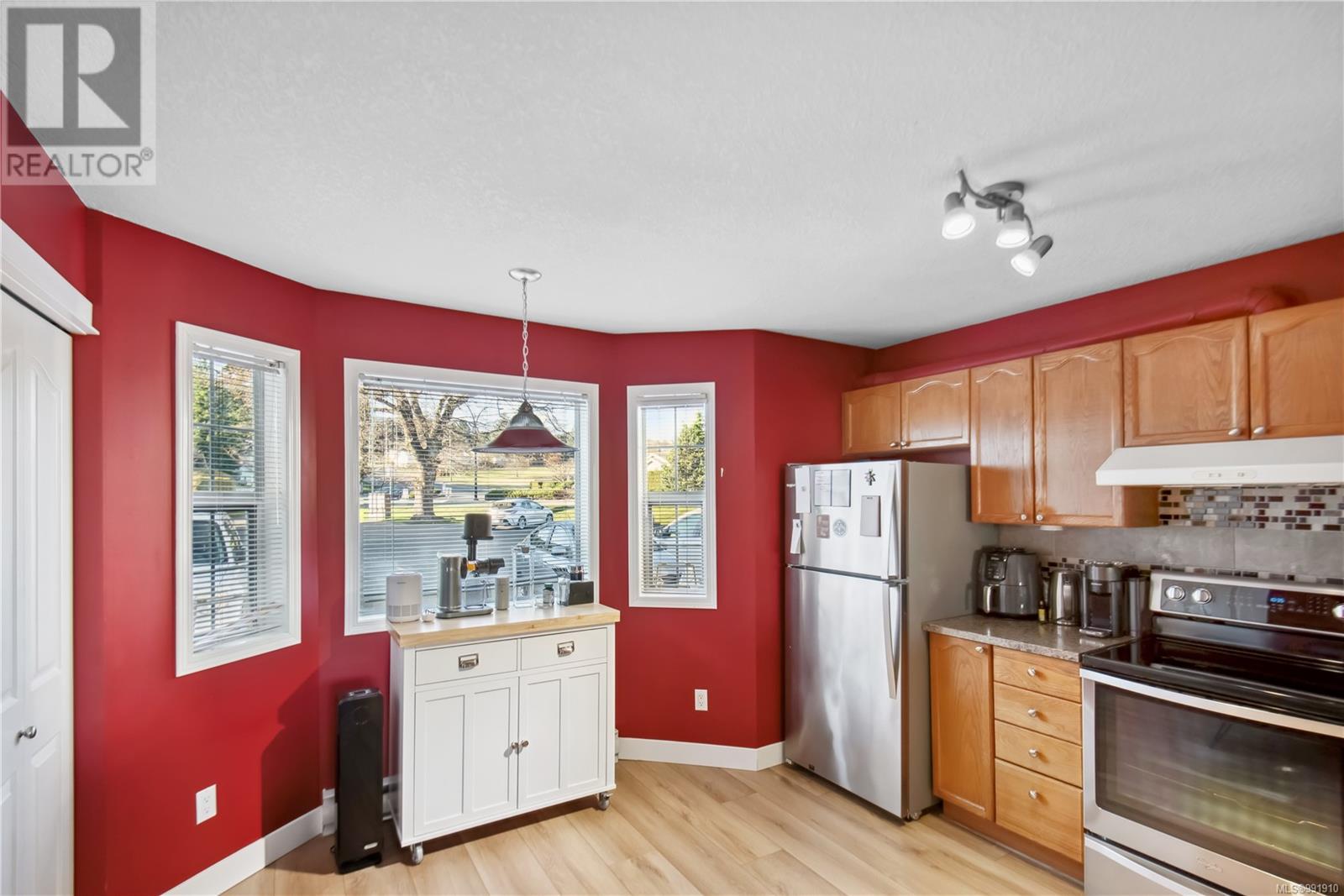 Property at 103 219 Dogwood Dr image 5