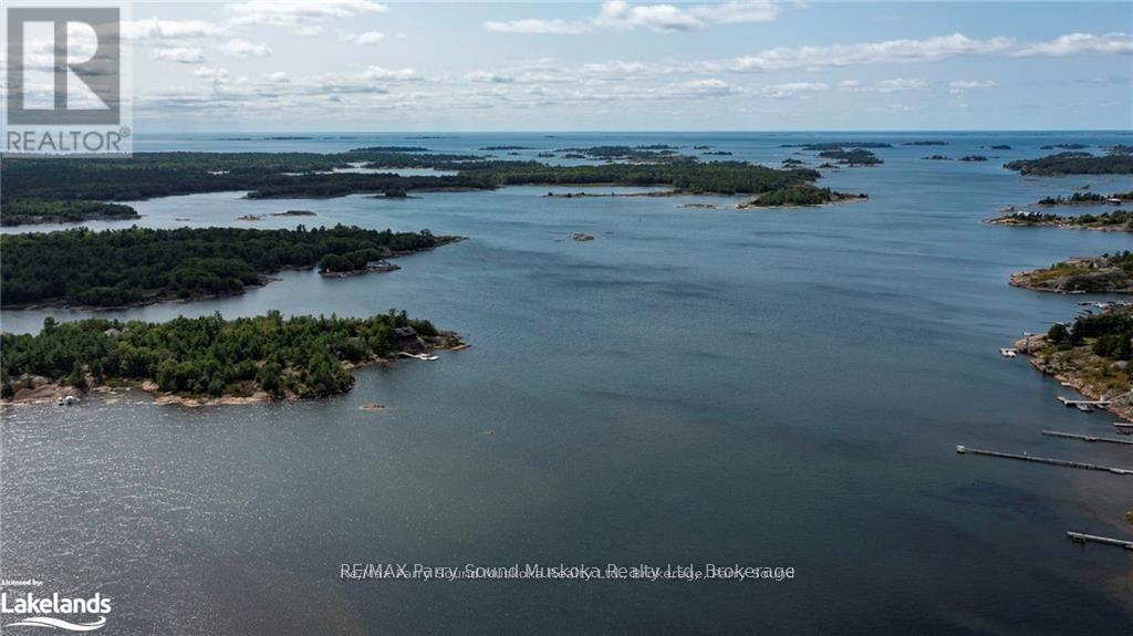 1 Island 271c, Carling, Ontario  P0G 1G0 - Photo 11 - X12017364